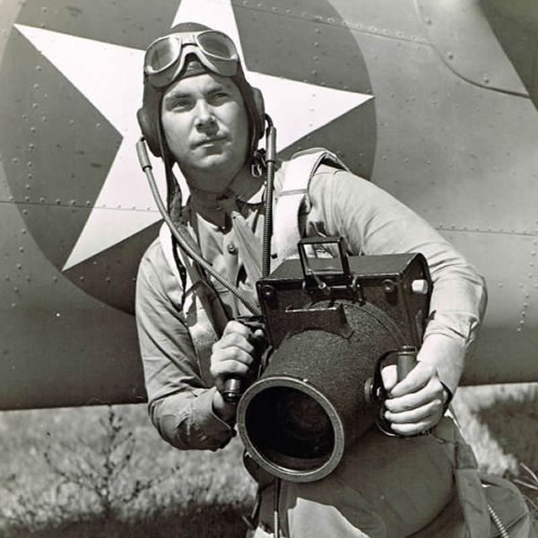 AAC photographer w K20 aerial camera